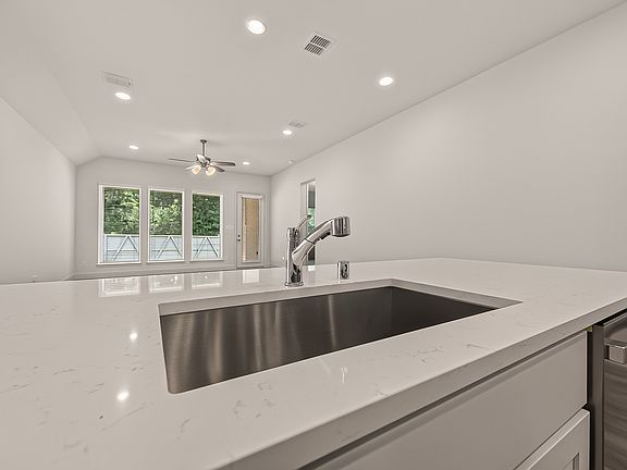 3rd image of 475 Audubons Shearwater Way