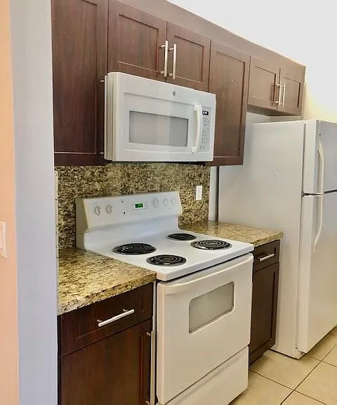 150 Santa Clara Dr #15 — Photo 7