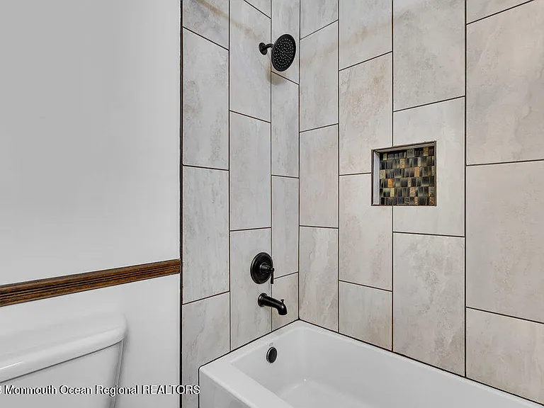 802 Laura Herbert Dr — Photo 23