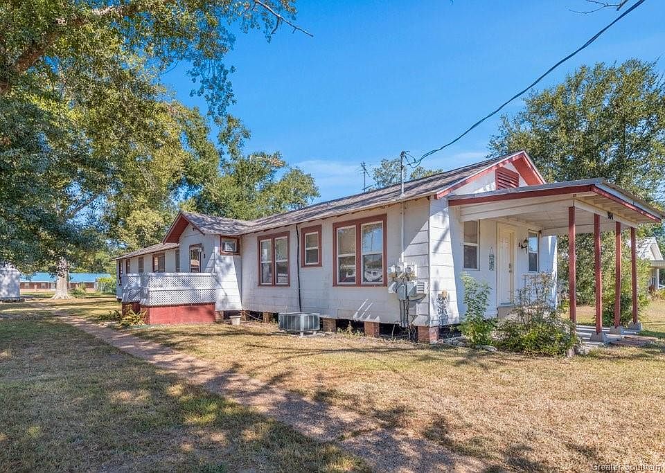 318 S Welty St, Iowa, LA 70647 MLS SWL23005336 Zillow