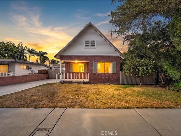 2nd image of 4637 Sierra St