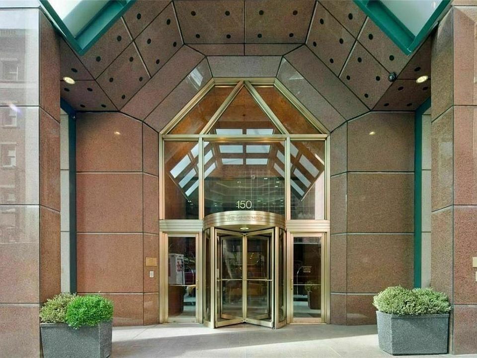 1st image of 150 W 56th St APT 4509