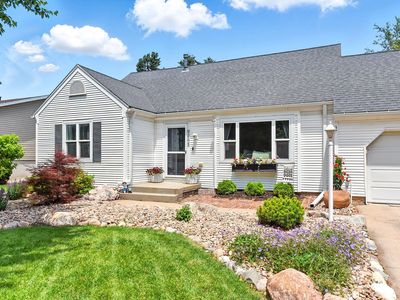 9704 Erskine St, Omaha, NE, 68134