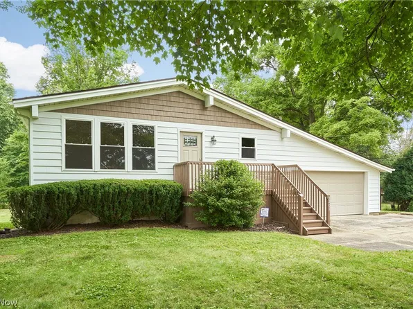 3201 Ridgewood Rd, Akron, OH 44333