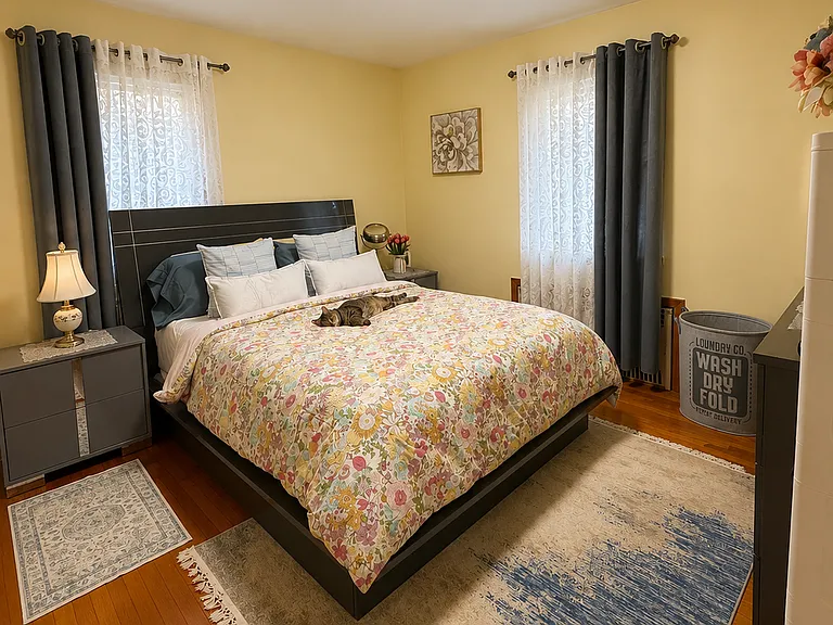 37 Irving Pl — Photo 17
