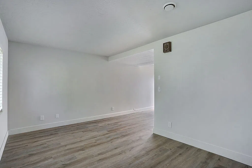Westmont Townhomes — Photo 4