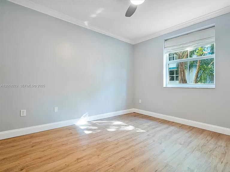 9172 Collins Ave #216 — Photo 12