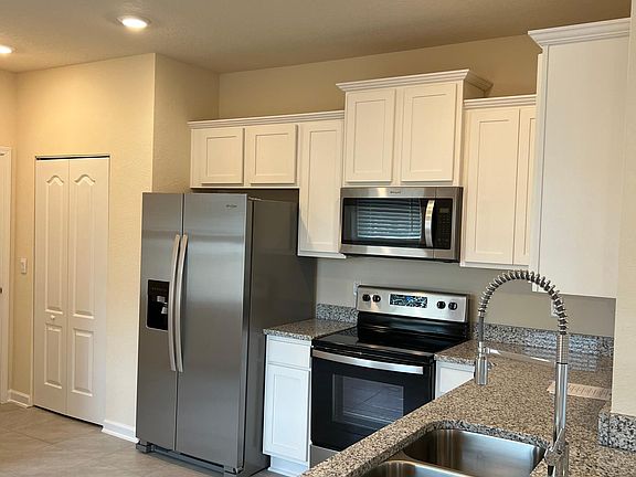4th image of 58 Pasadena Dr