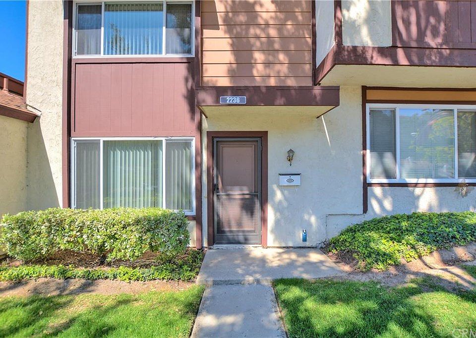 1st image of 2236 Shady Hills Dr