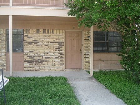 1st image of 913 N 7th St APT A