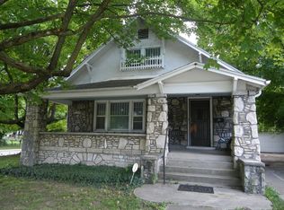 1100 W Scott St, Springfield, MO 65802