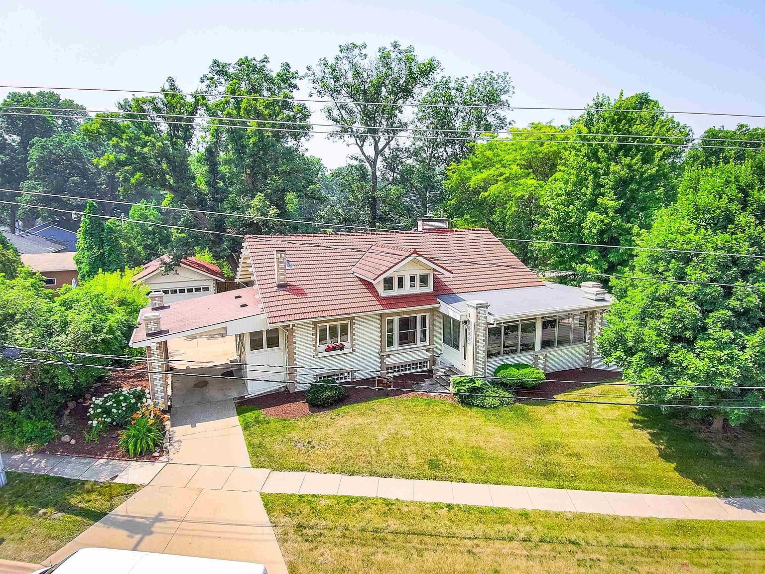 2103 Rainbow Dr, Cedar Falls, IA 50613 Zillow