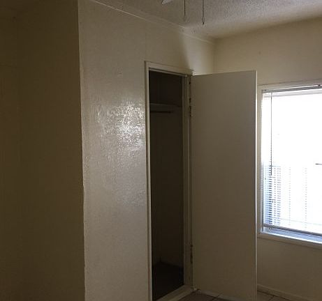 2nd image of 3647 W 104th St APT 3