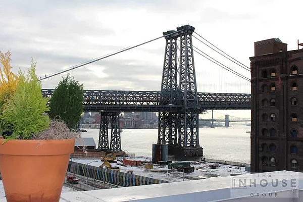 Sold by The InHouse Group | media 16