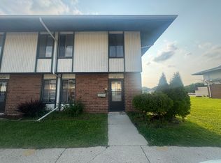 3947 S Sunset Sq #3947, Milwaukee, WI 53220