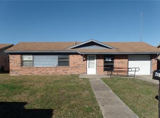 2504 Bliss St, Greenville, TX 75402