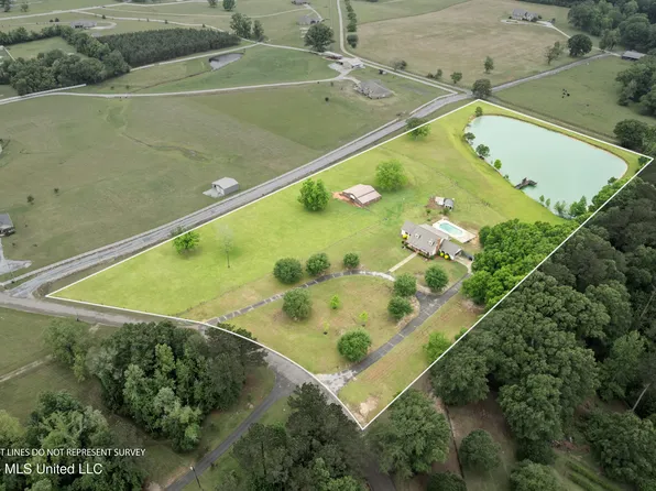 1329 Grantham Rd, Sumrall, MS 39482