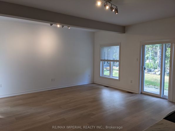 270B Riverside Dr, Kawartha Lakes, ON K0M 1A0