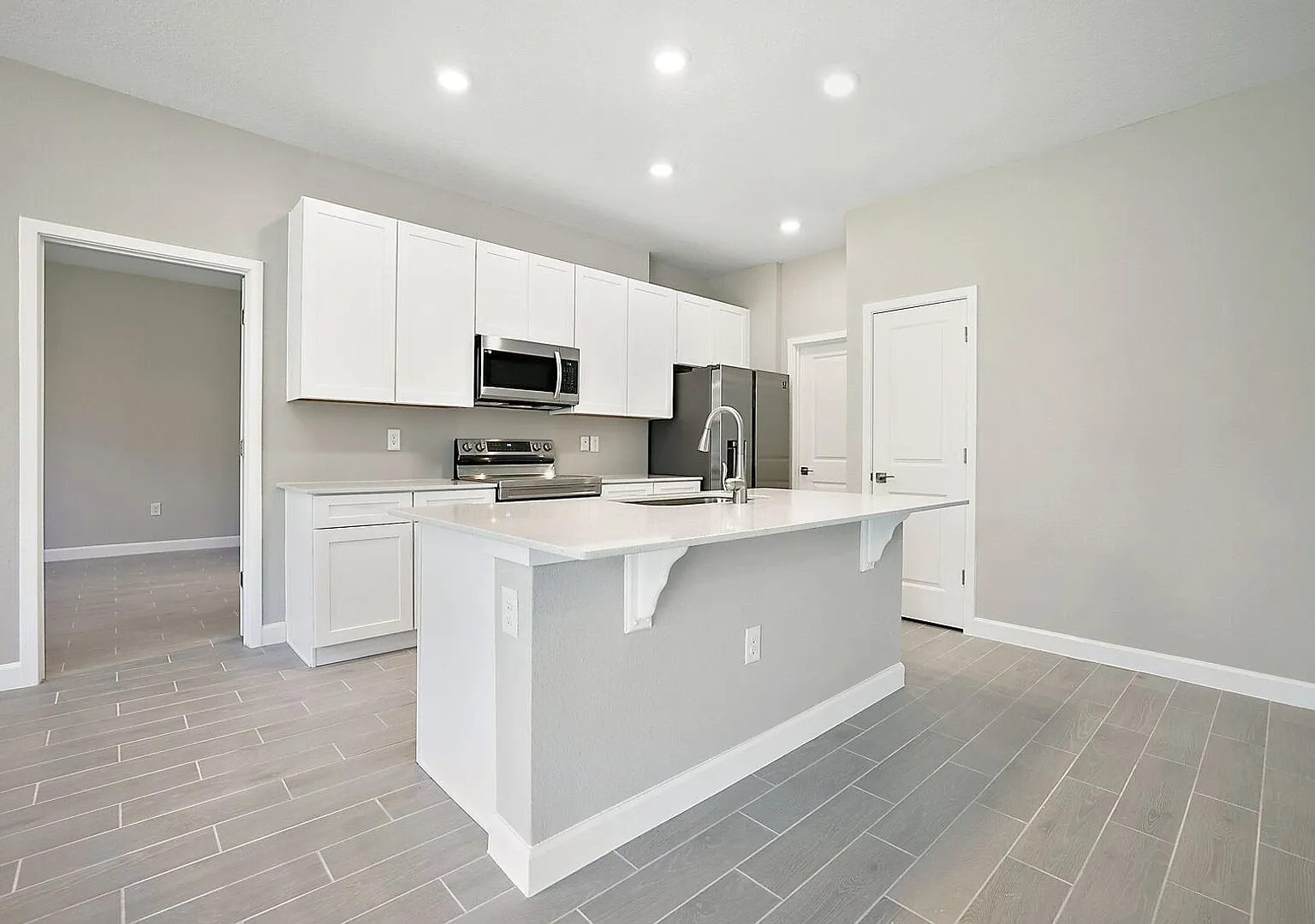 The Only Modern New Construction Home For Rent In Timber Pines — Photo 3