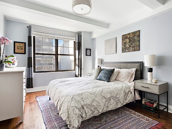 5th image of 200 E 16th St APT 10J