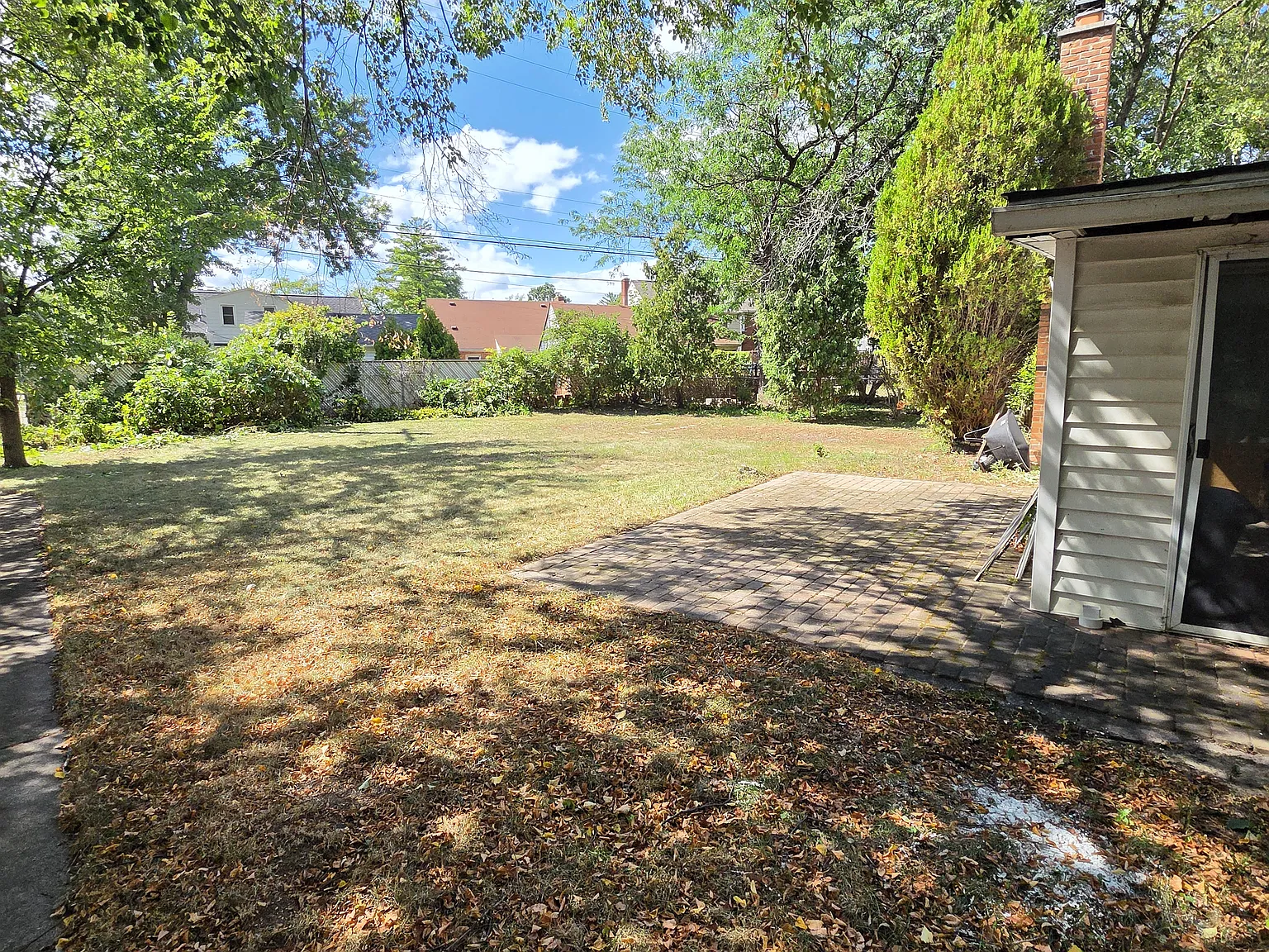 3 bed, 1708 sqft, $2,800 — Photo 2