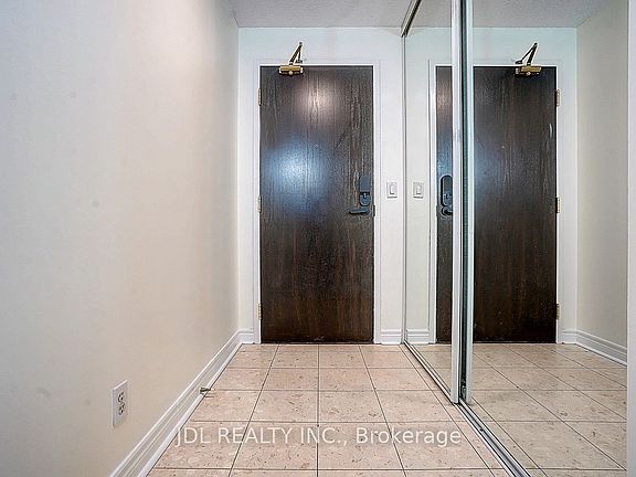4th image of 23 Hollywood Ave #1202
