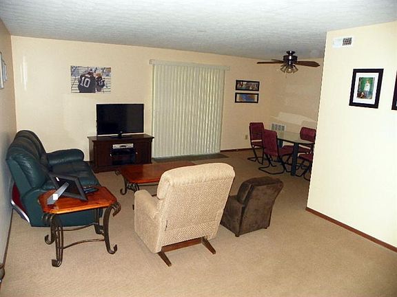 2nd image of 5881 Hanley Close #127