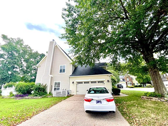 2nd image of 6713 Pollyana Ln
