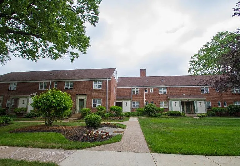 Greenwood Village Apartments — Photo 5