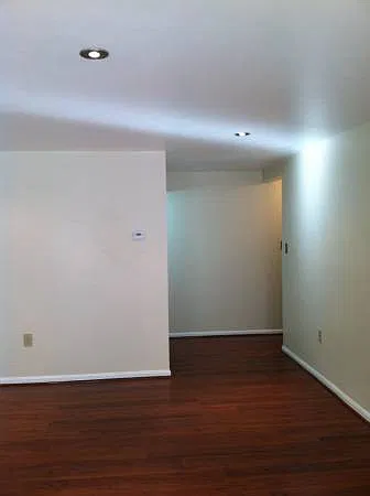 2 bed, 900 sqft, $2,100 — Photo 3