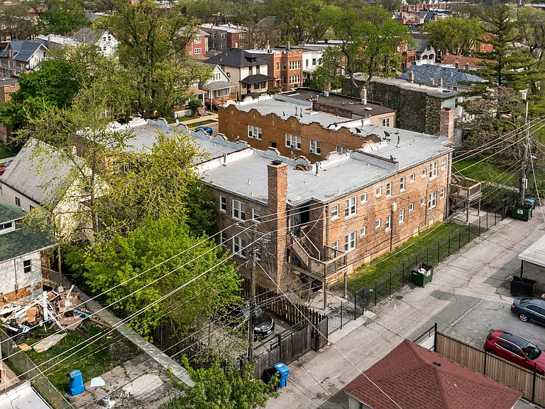 1042 N Leamington Ave — Photo 10