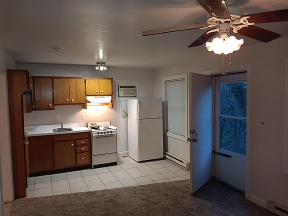 5th image of 228 S Mason St #11