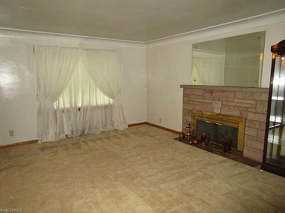 5th image of 265 Park Ave
