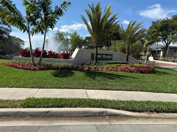 8014 NW 15th Mnr, Plantation, FL 33322