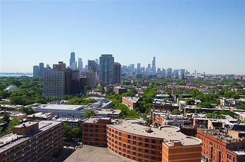 4th image of 411 W Fullerton Pkwy #4110502W