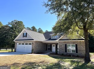 101 Hedge Row, Dublin, GA 31021