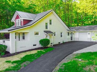 13240 Sandusky Dr SW, Beach City, OH 44608