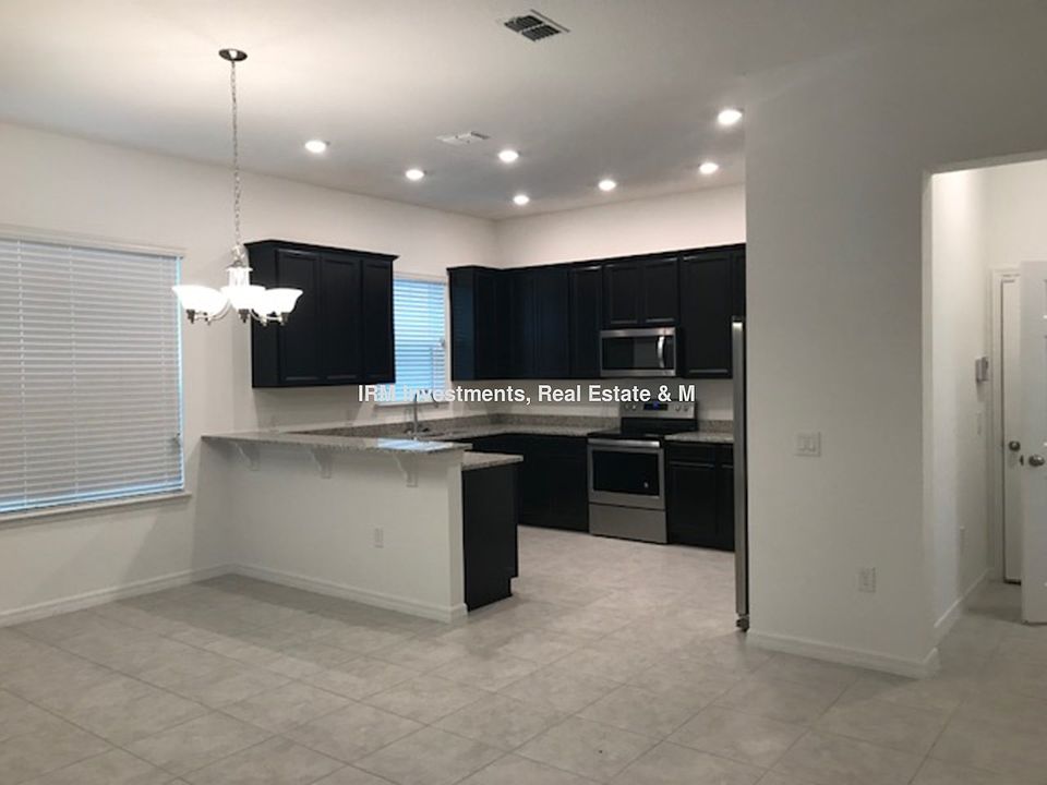 2nd image of 15066 Willow Arbor Cir