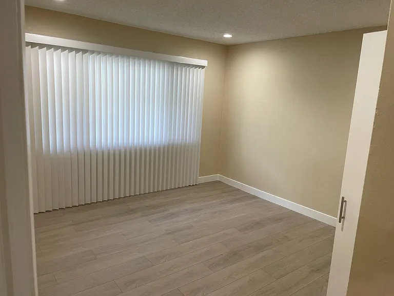 5044 Cahuenga Blvd #1 — Photo 8