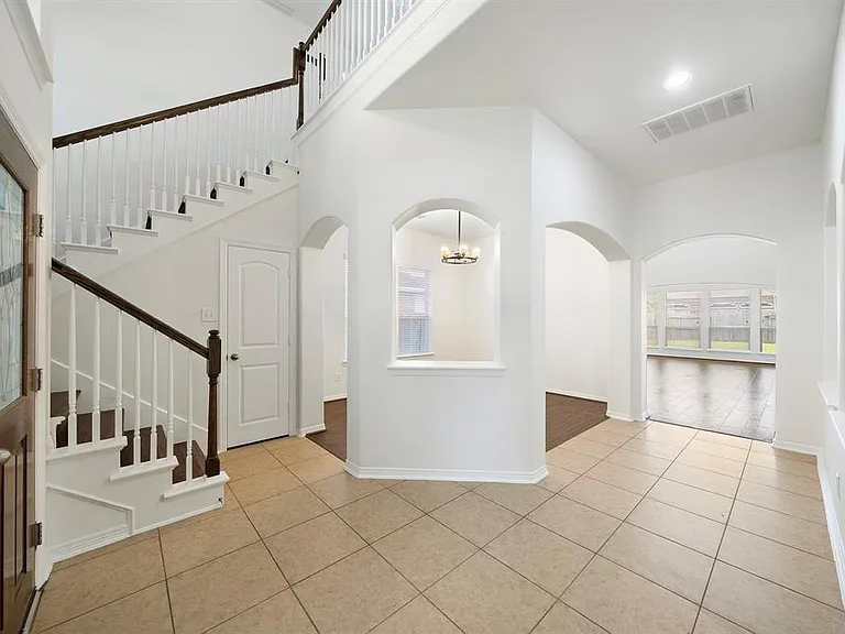 3818 Orchard Springs Ct — Photo 6
