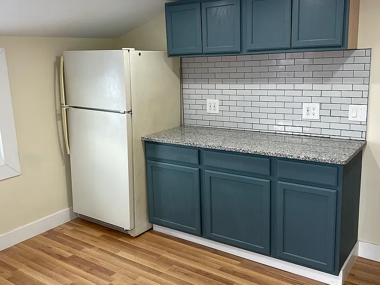 6644 Taylor Rd — Photo 3
