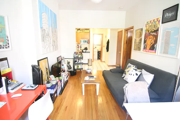 Rented by America Mecca Realty LLC | media 9