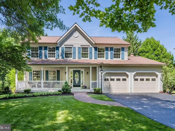 7842 Rockburn Dr, Ellicott City, MD 21043