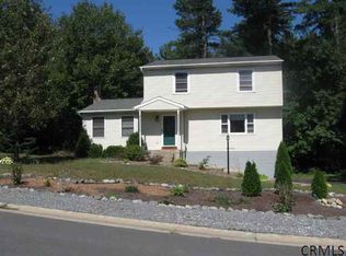 5 Cook Cir, Gansevoort, NY 12831