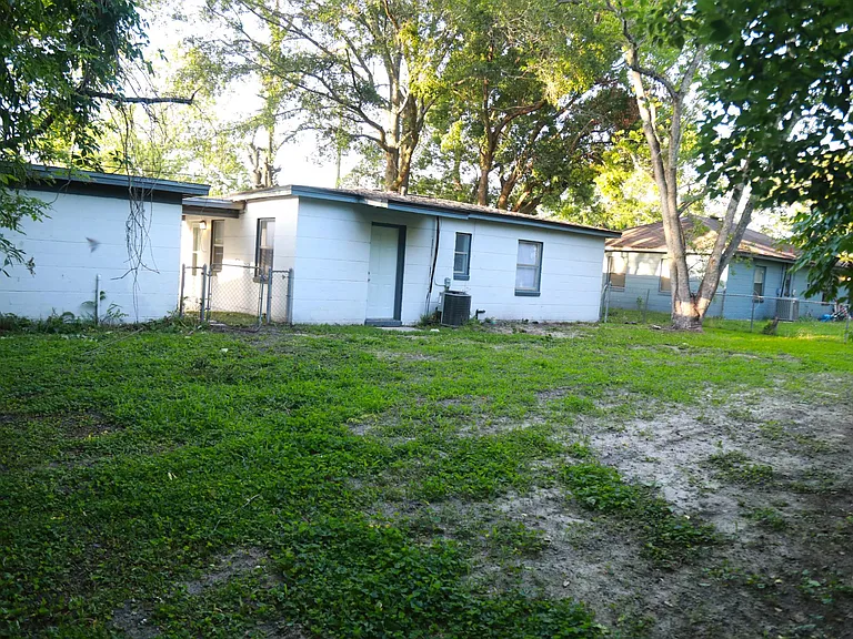 5084 Andrews St — Photo 18