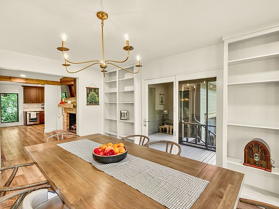17th image of 2153 Williamsport Pike