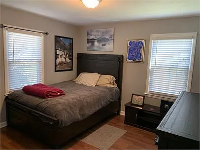 5420 Coburg Ave — Photo 6