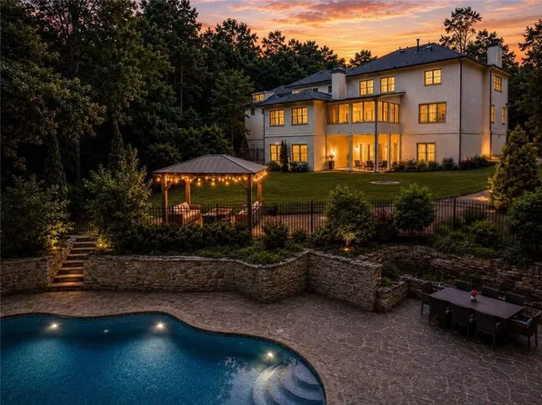 480 Mount Vernon Hwy, Atlanta, GA 30327