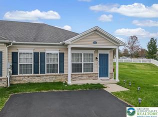 218 Huntington Ln, Easton, PA 18040