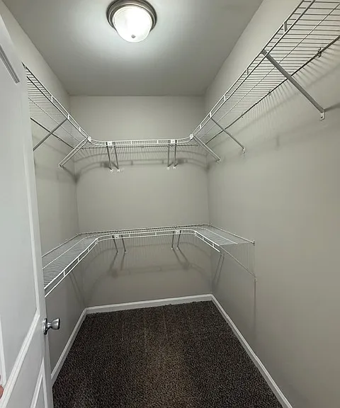 Summit Pointe Apartments — Photo 34